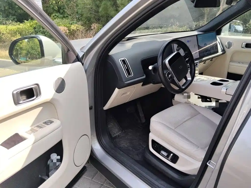 Li Auto Li L8 — миниатюра 12