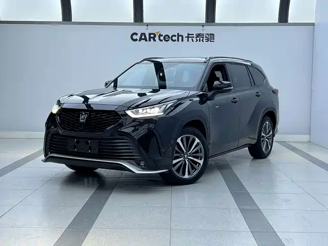 Toyota Crown Kluger