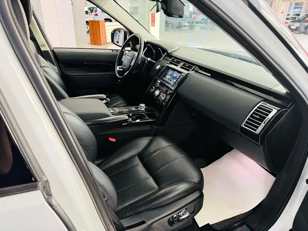 Land Rover Discovery — миниатюра 8