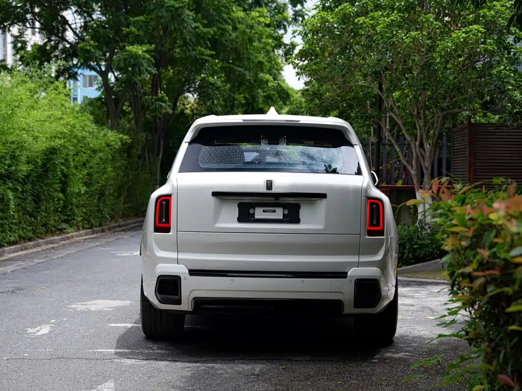 Rolls-Royce Cullinan 2025 Black Badge