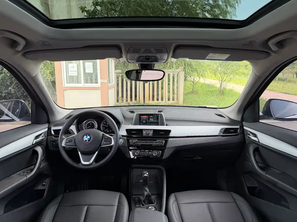 BMW X1 2019 sDrive20Li Lead