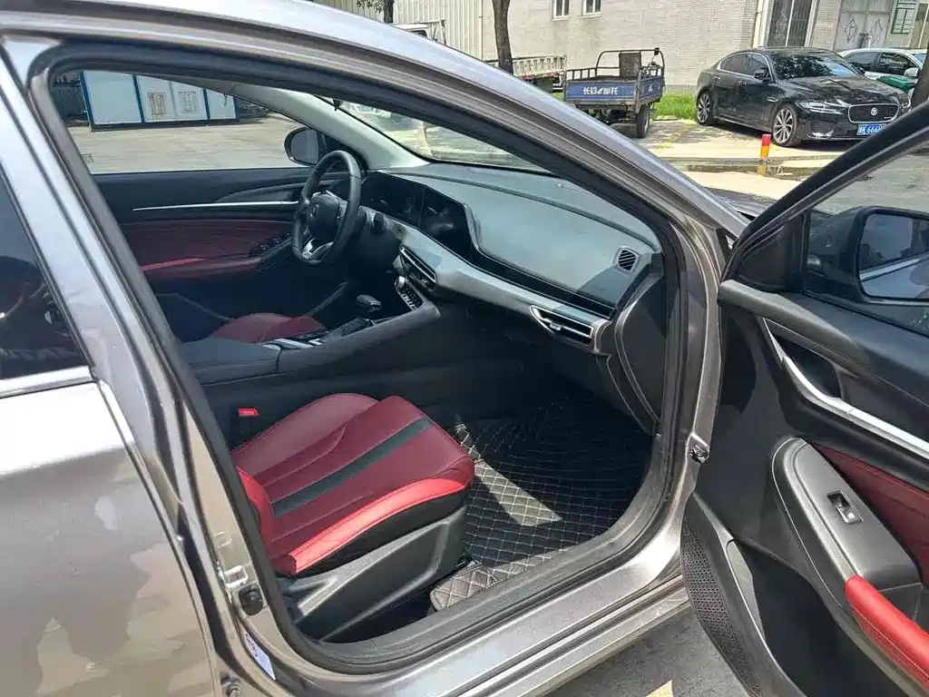 Changan Eado 2021 PLUS NE 1.4T GDI DCT Luxury