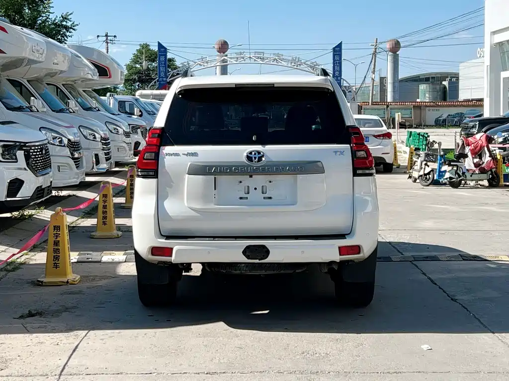 Toyota Land Cruiser Prado 2018 3.5L AT TX-L