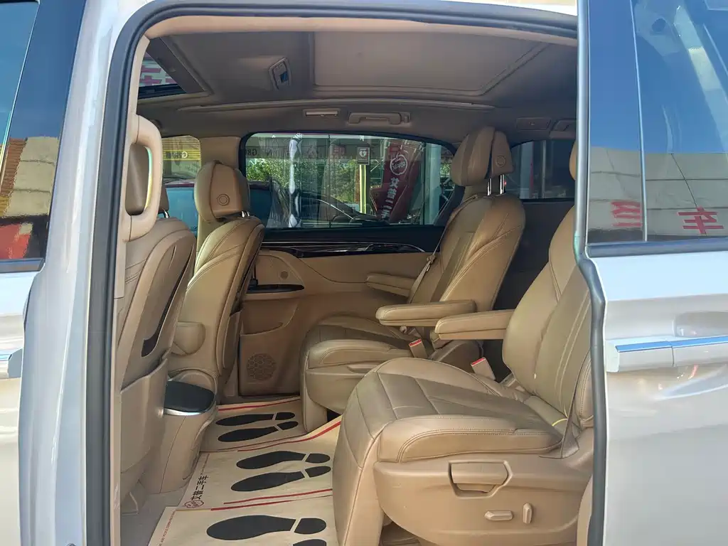 Buick GL8 2017 ES 28T Luxury V