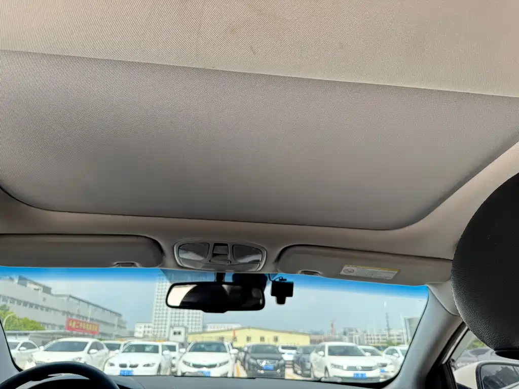Hyundai Sonata — миниатюра 13