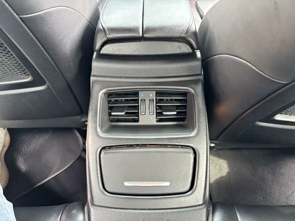 BMW M3 — миниатюра 17