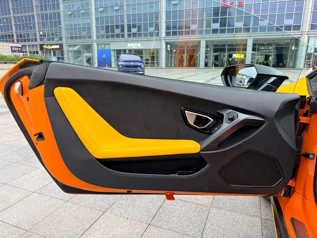 Lamborghini Huracán — миниатюра 9