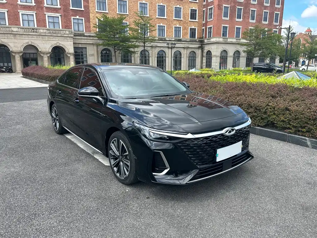 Chery Arrizo 8