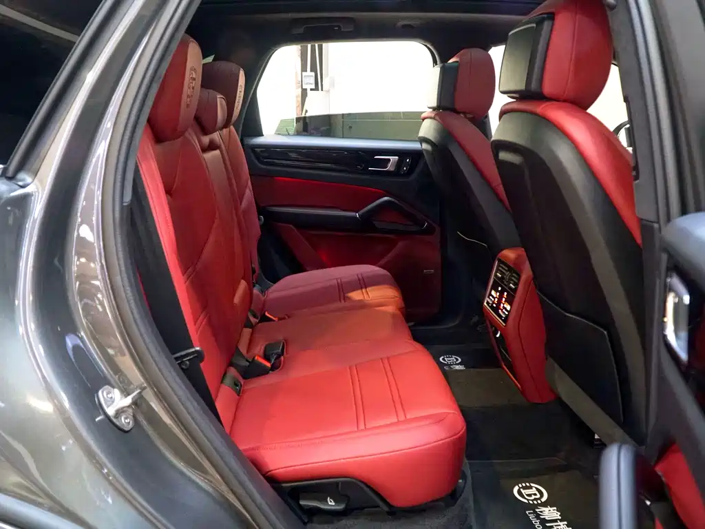 Porsche Cayenne 2019 Cayenne 3.0T