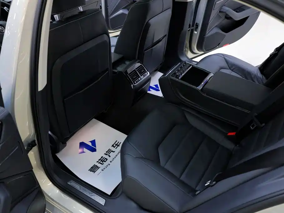 Volkswagen Phideon — миниатюра 31