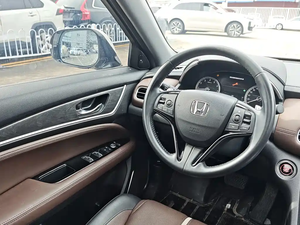 Honda UR-V — миниатюра 9