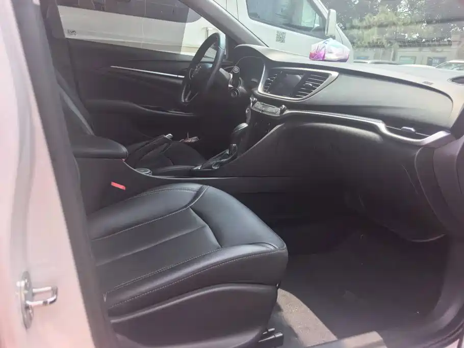 Buick Excelle — миниатюра 8