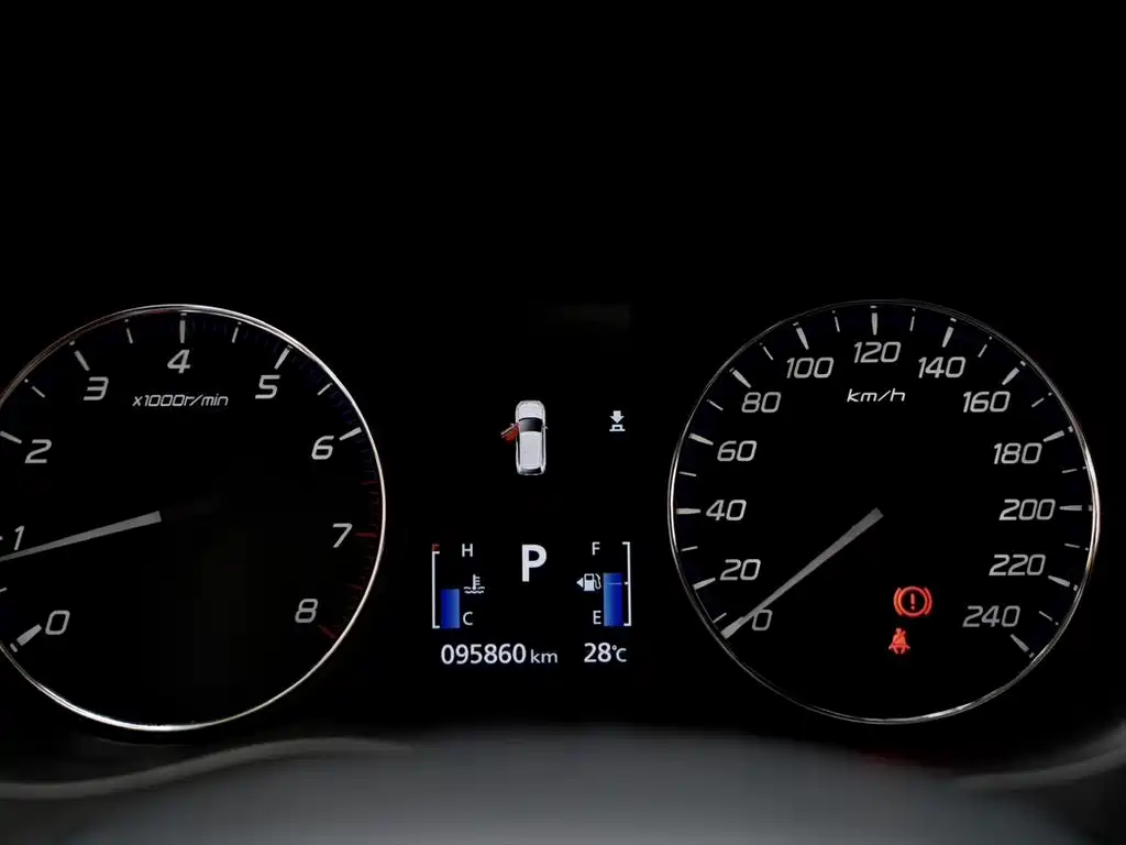 Mitsubishi Outlander — миниатюра 6