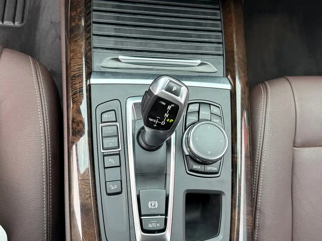 BMW X5 (Import) — миниатюра 10