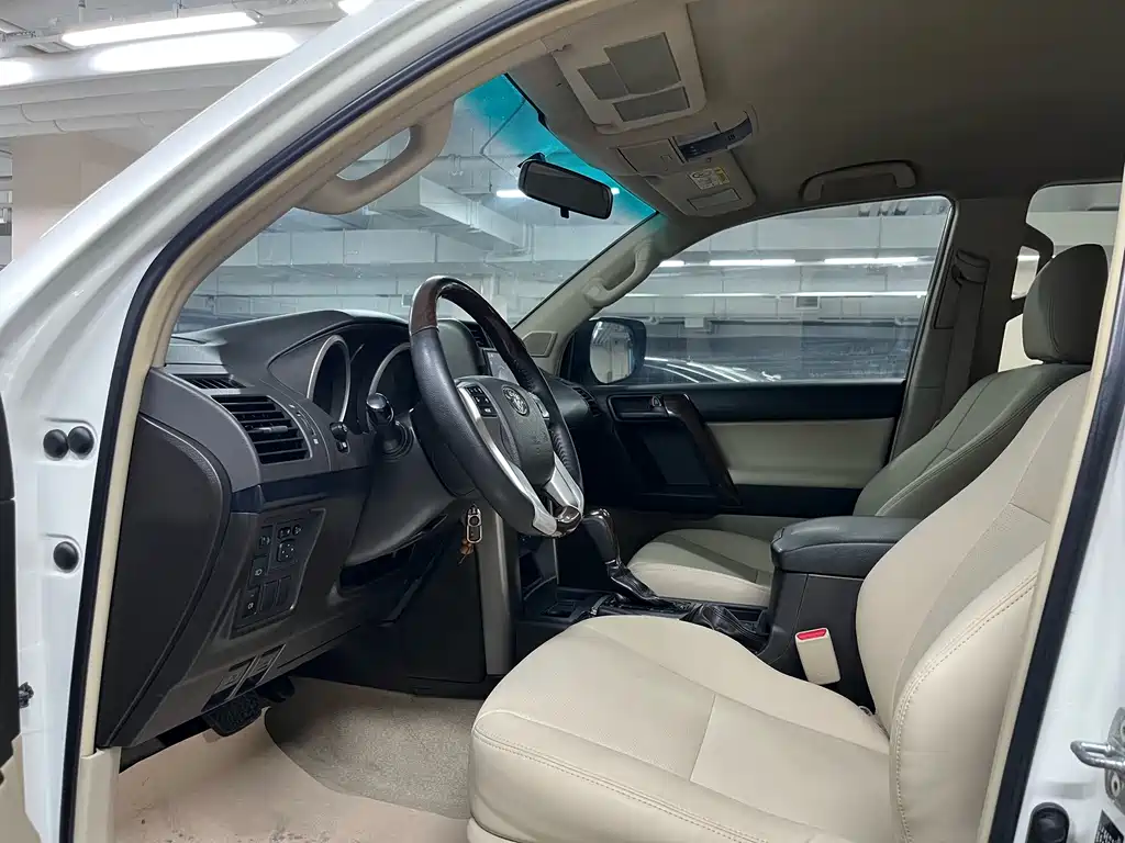 Toyota Prado (Import) — миниатюра 4