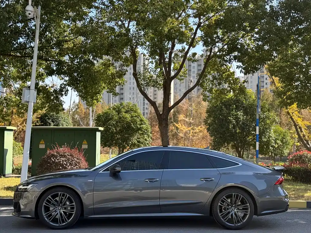 AUDI A7