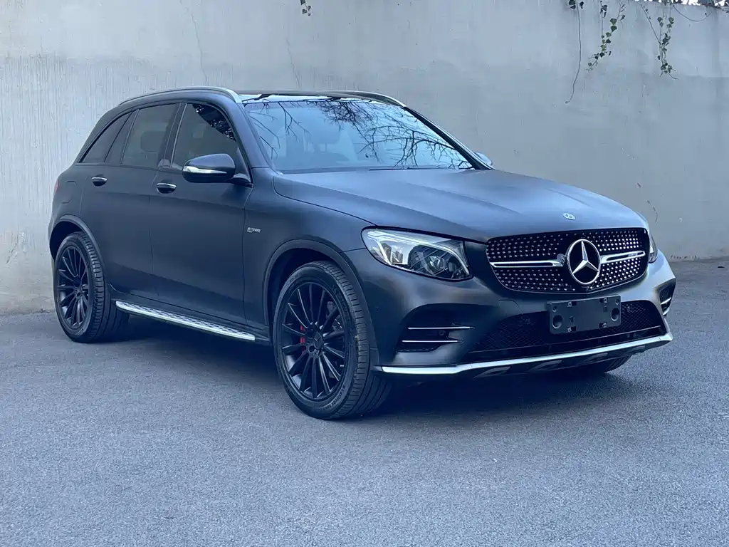 MERCEDES-BENZ GLC AMG