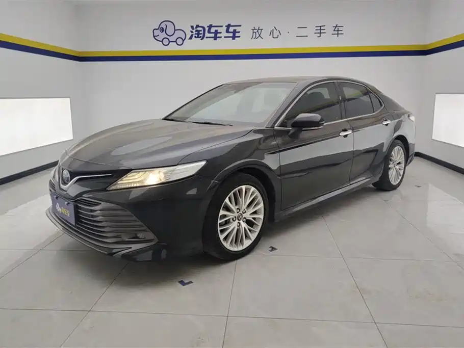 Toyota Camry 2018