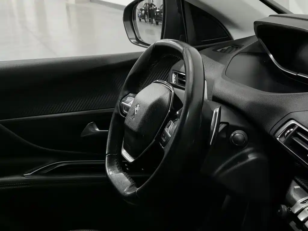 Peugeot 5008 — миниатюра 22