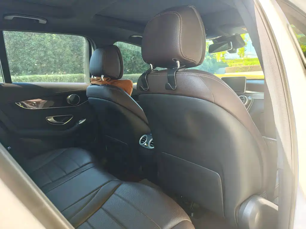 Mercedes-Benz GLC — миниатюра 12