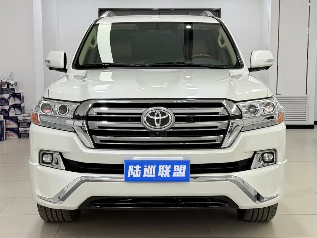 Toyota Land Cruiser 2016 4.0L AT