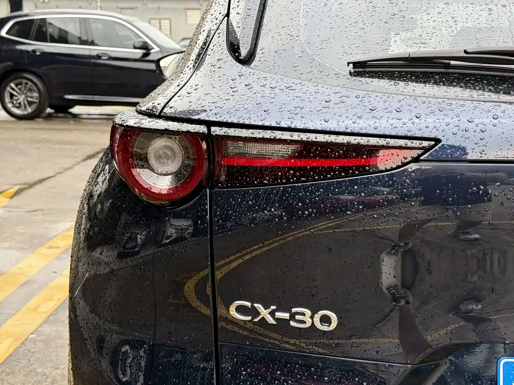 Mazda CX-30 — миниатюра 7