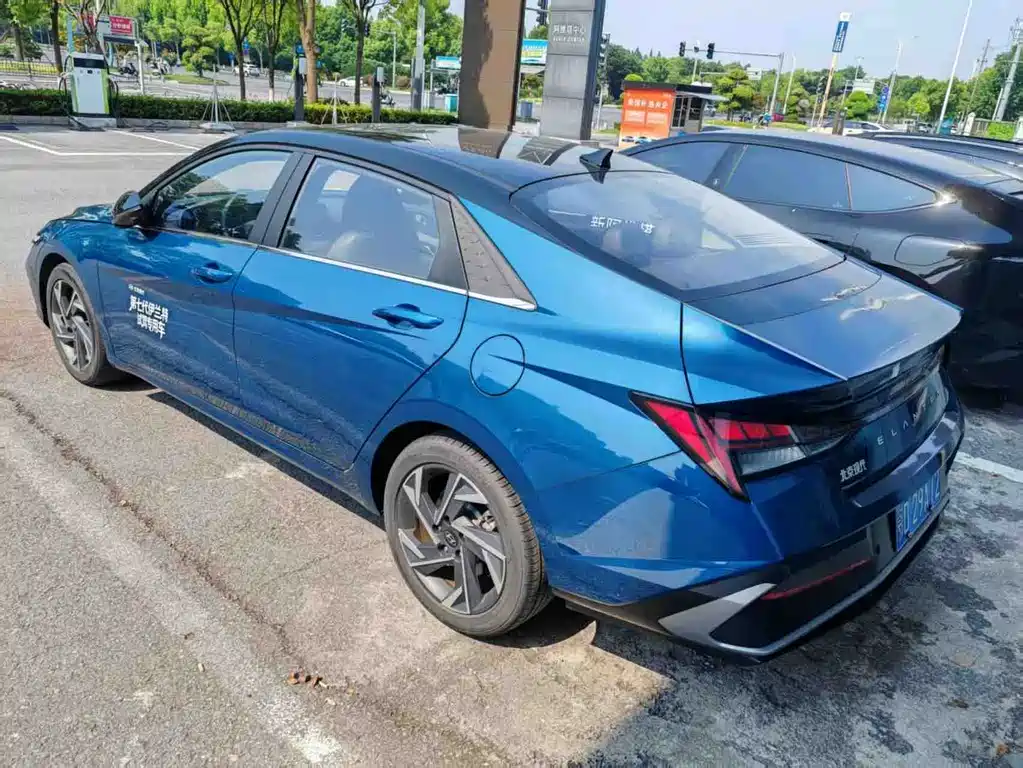 Hyundai Elantra 2023 1.5L CVT GLX Elite