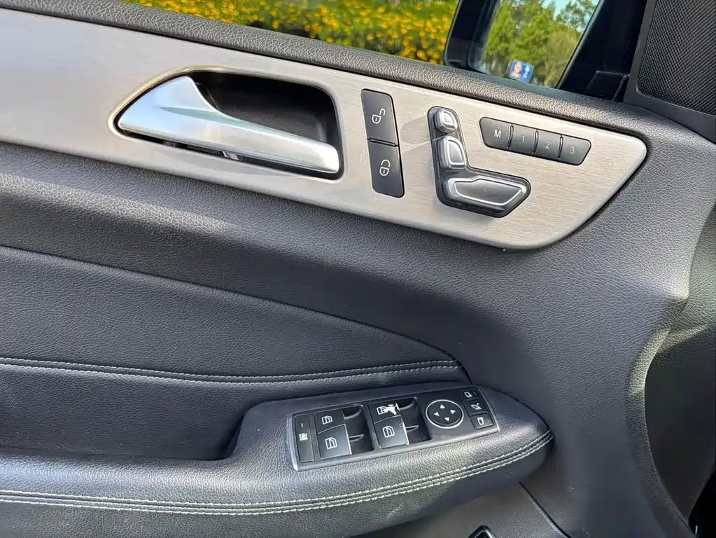 Mercedes-Benz GLE AMG — миниатюра 17