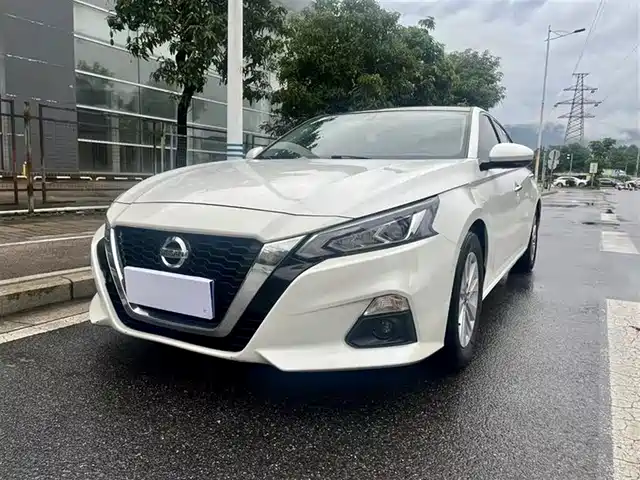 NISSAN TEANA