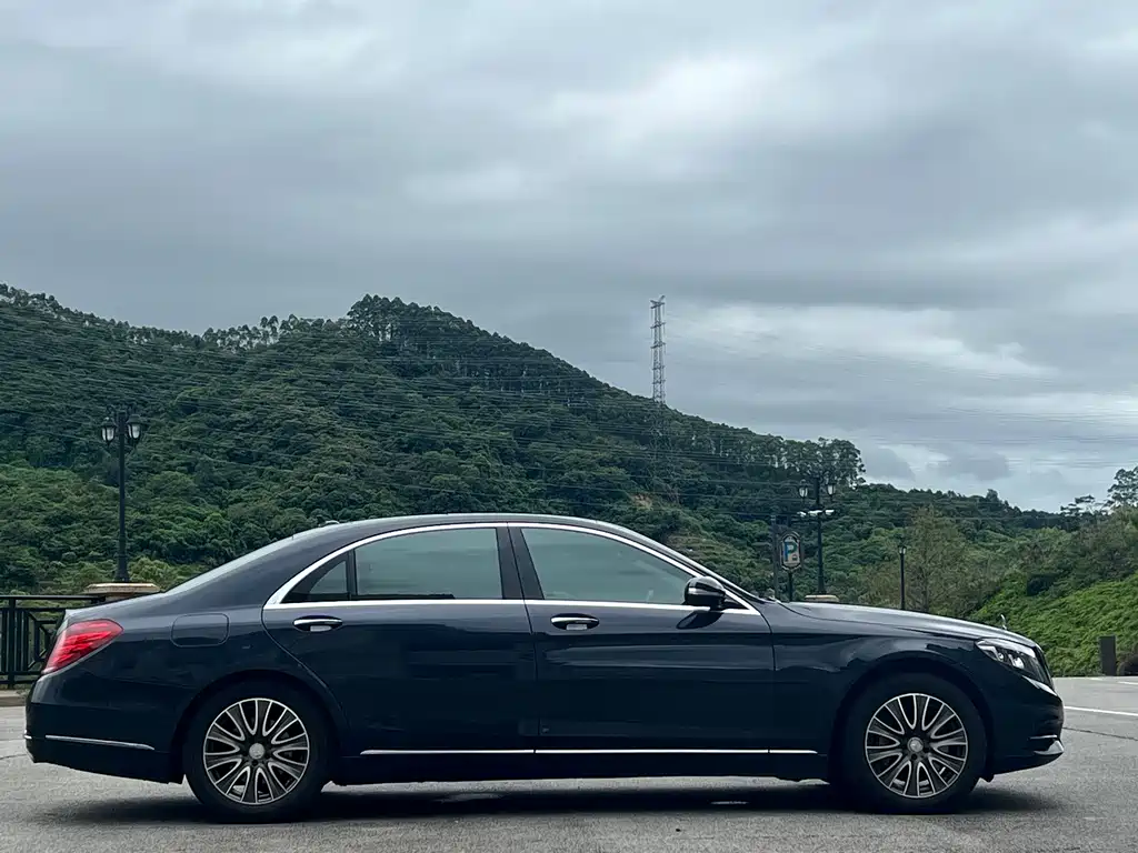 Mercedes-Benz S-Class — миниатюра 9