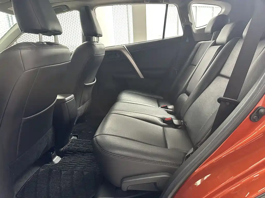 Toyota RAV4 2015 2.0L CVT