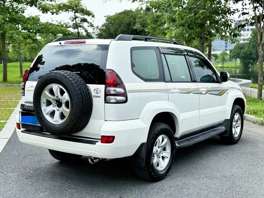 Toyota Land Cruiser Prado 2004 4.0L AT GX