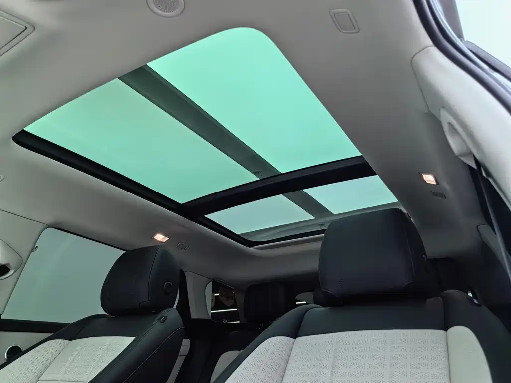 Land Rover Evoque — миниатюра 14