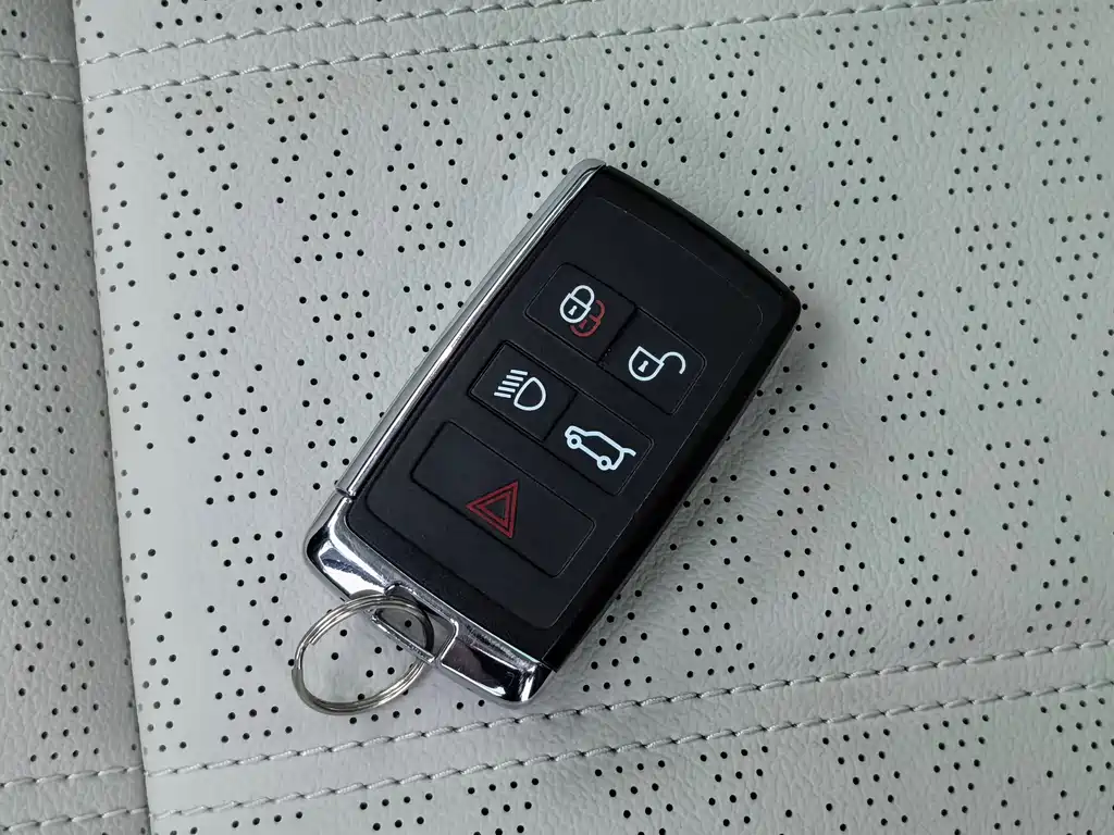 Land Rover Evoque — миниатюра 31