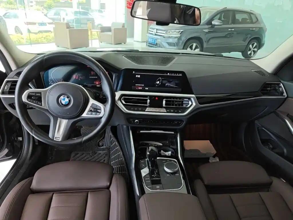 BMW 3 Series — миниатюра 10