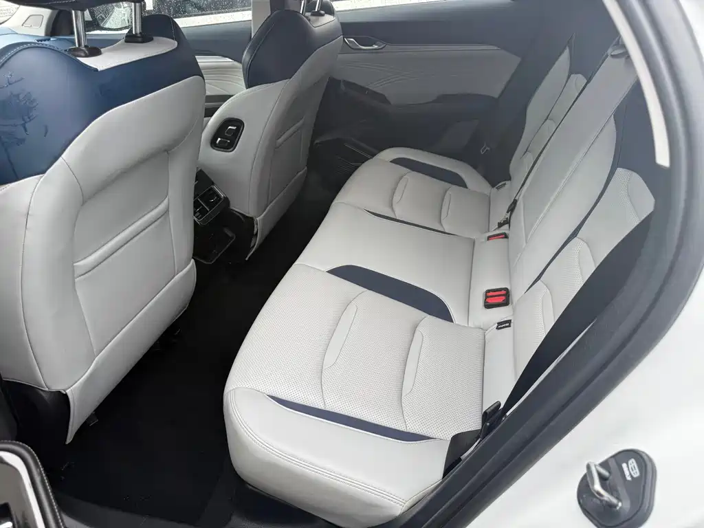 Geely Xingrui — миниатюра 7