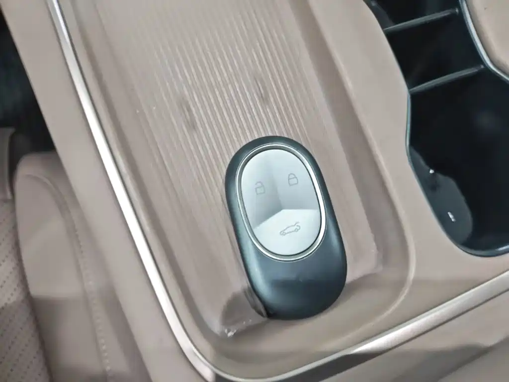 NIO EC6 2023 75kWh