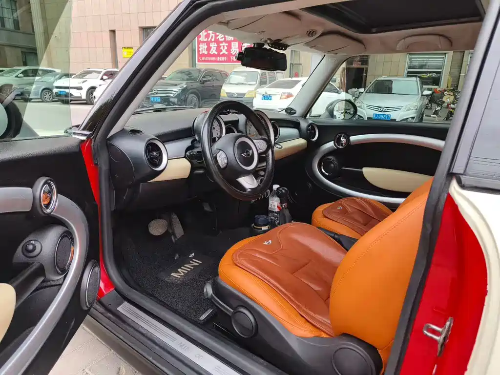MINI Mini Clubman — миниатюра 8