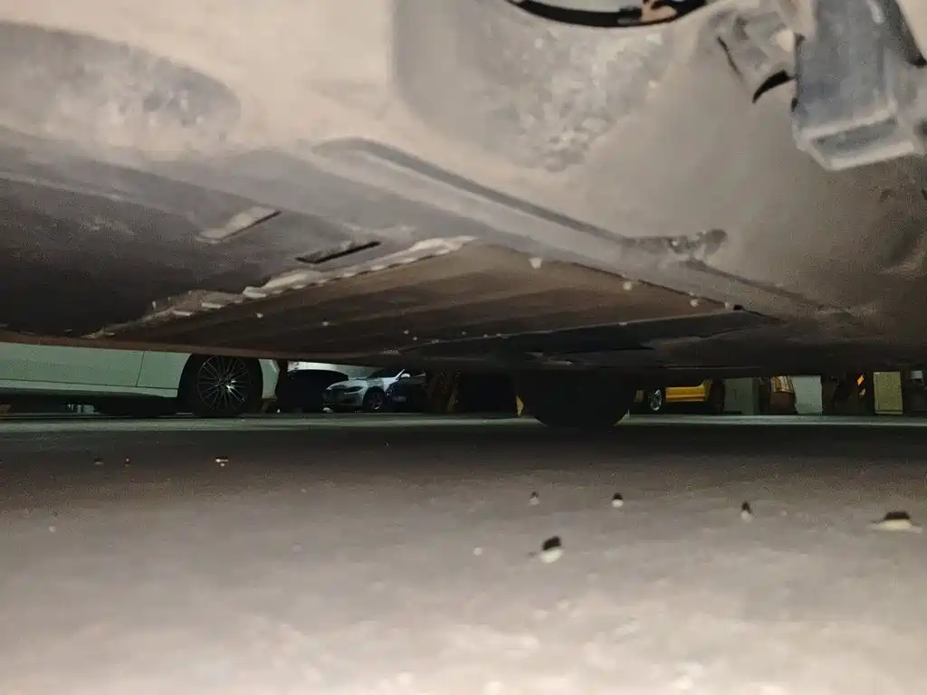 Land Rover Discovery Sport Hybrid — миниатюра 18