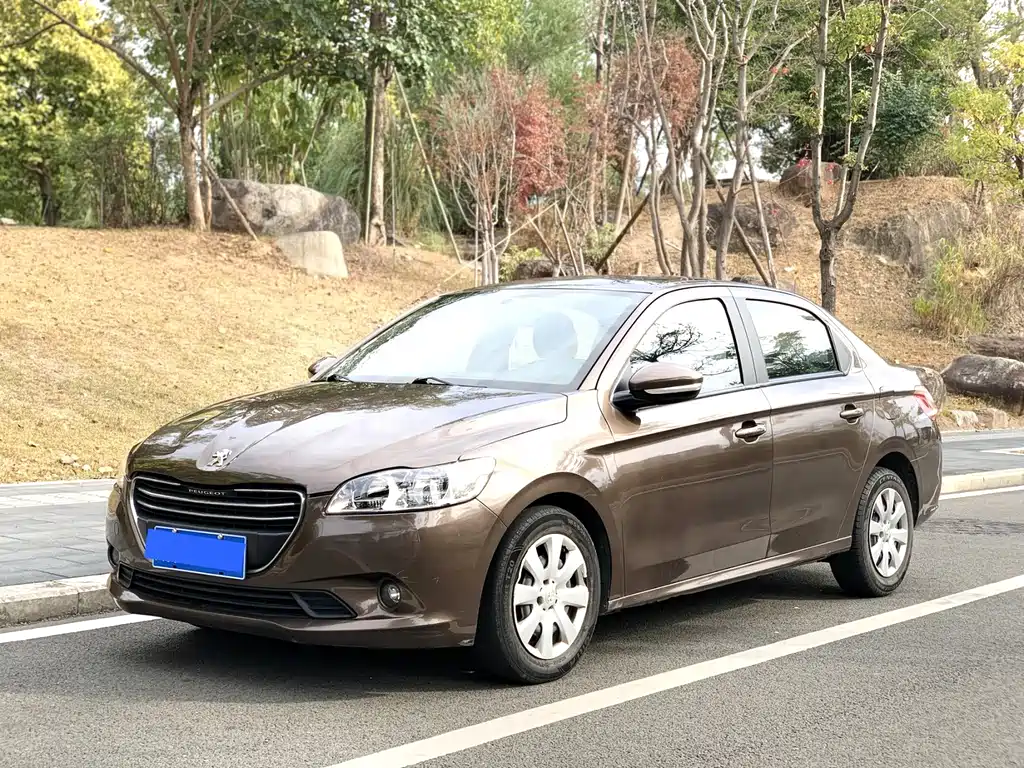 PEUGEOT 301