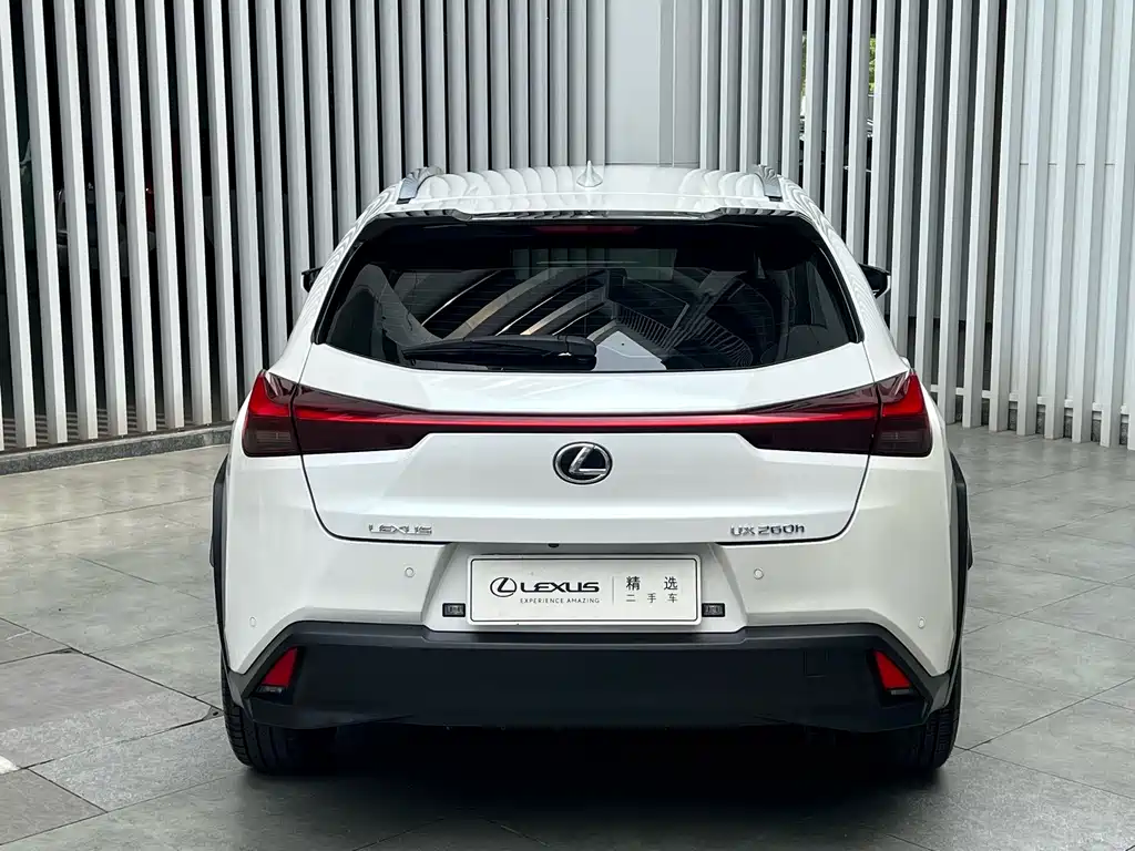 Lexus UX — миниатюра 11