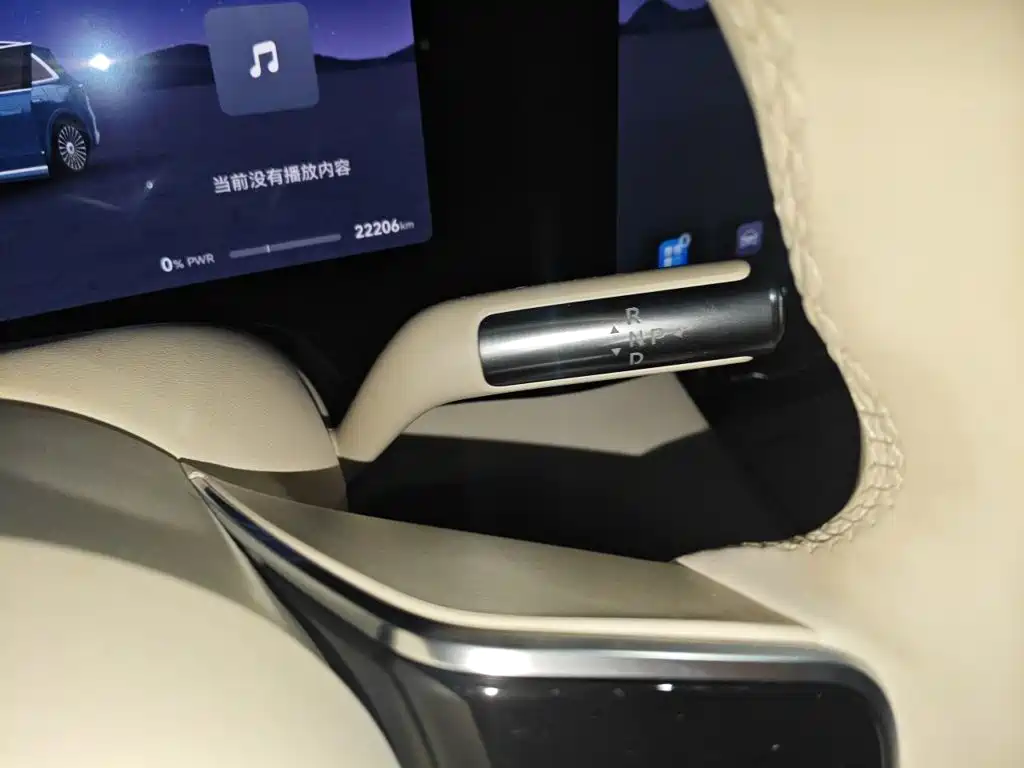 AITO AITO M8 — миниатюра 15