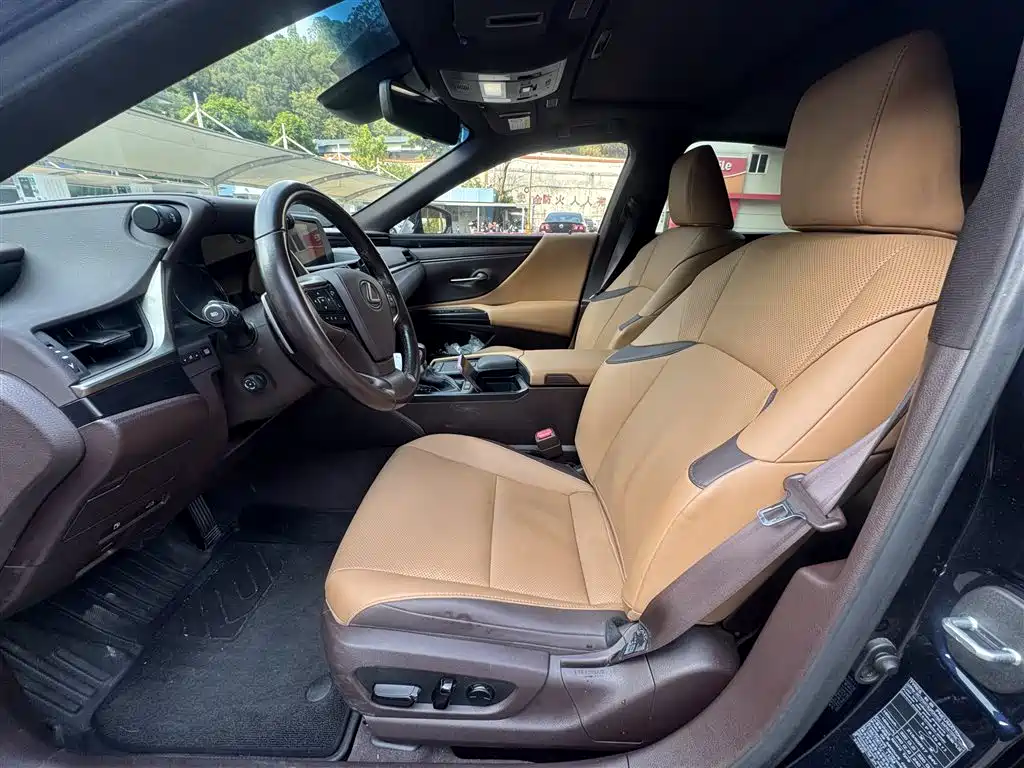 Lexus ES — миниатюра 4