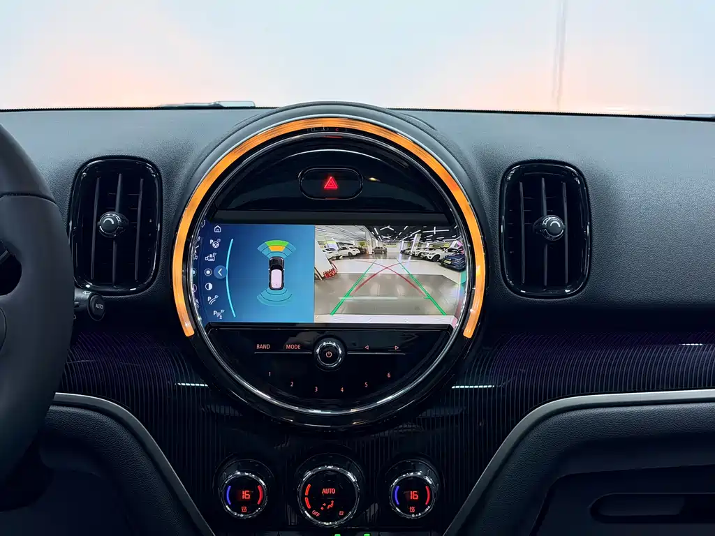 MINI Mini Countryman — миниатюра 18