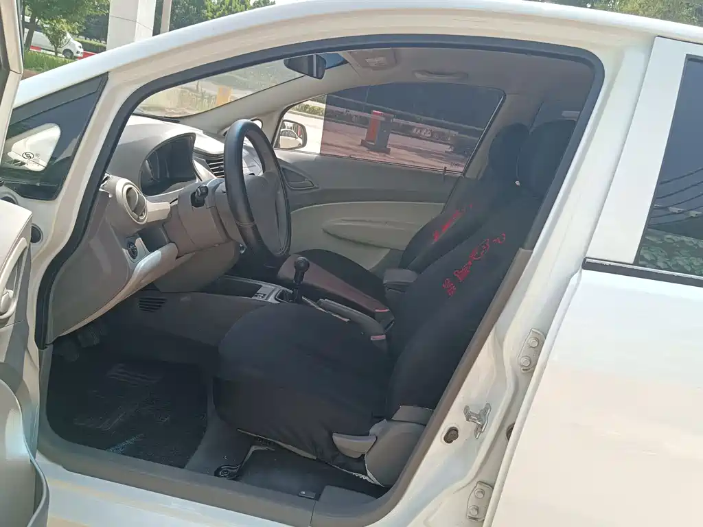 Chevrolet Sail 2010 1.2L MT Fashion