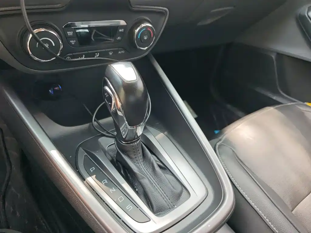 Ford Escort — миниатюра 7