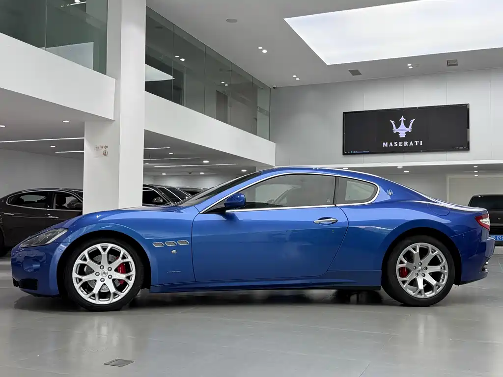 Maserati GranTurismo 2007 4.2L Standard