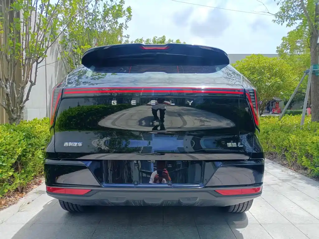 Geely Boyue L — миниатюра 4