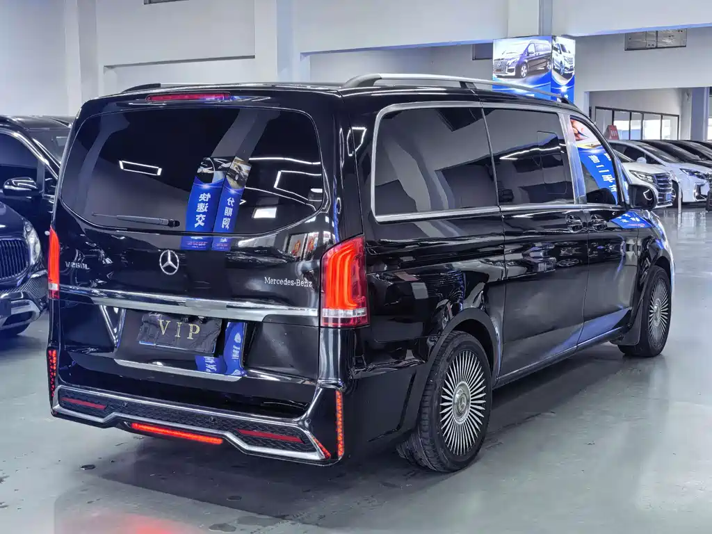 Mercedes-Benz V-Class — миниатюра 3