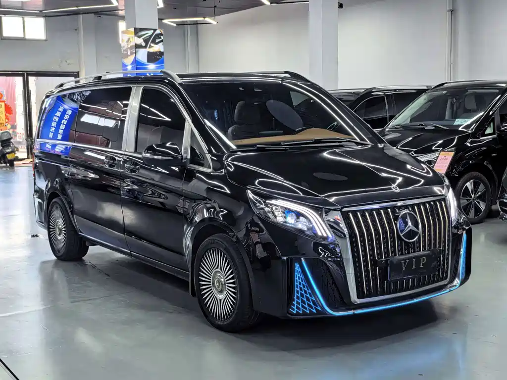 Mercedes-Benz V-Class — миниатюра 17